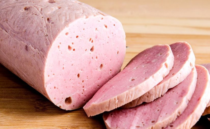 Варёная колбаса своими руками: вкусно, просто и полезно ➤ Prozoro.net.ua