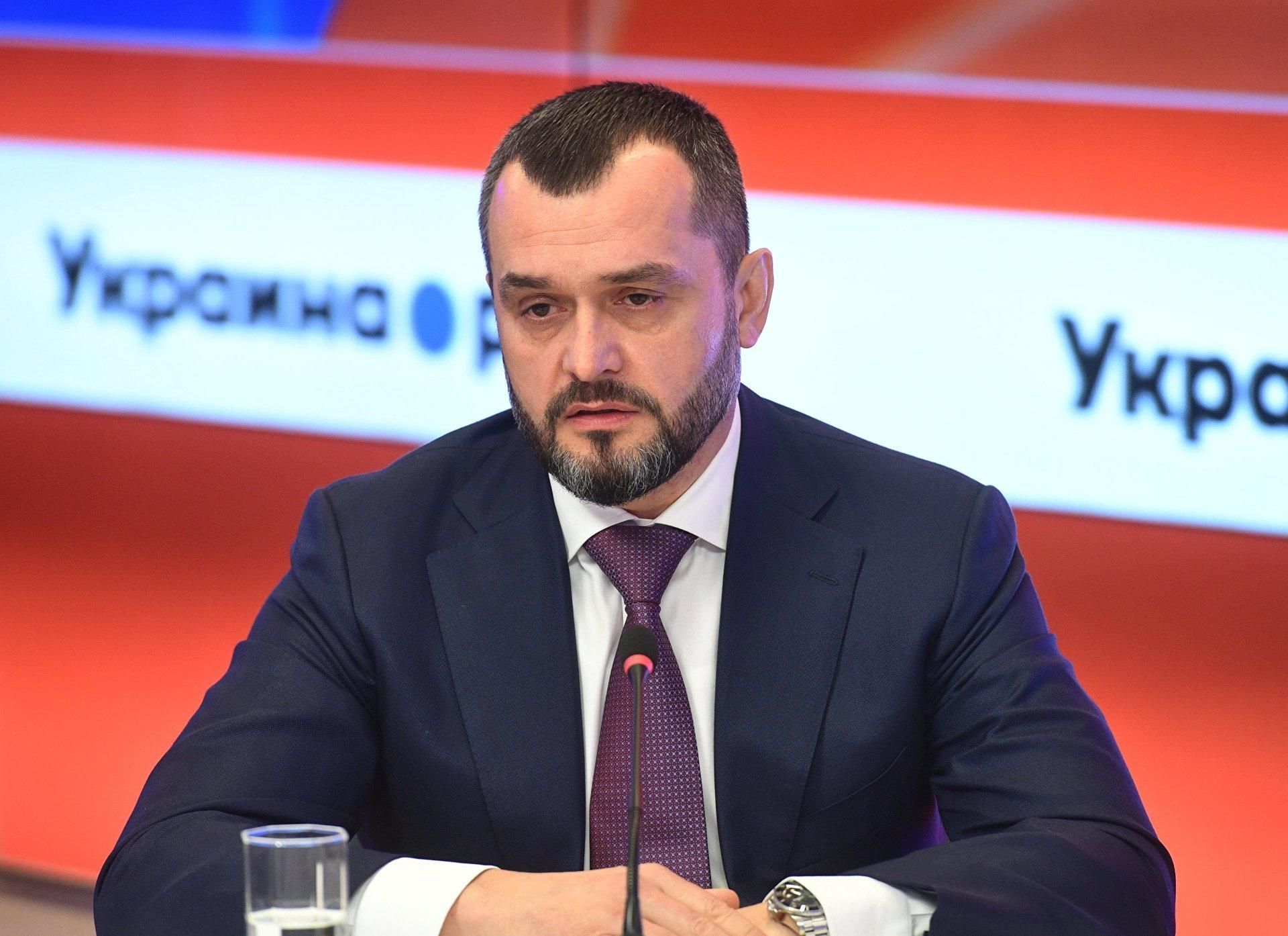 В Украине национализировали имущество экс-министра МВД Захарченко на 400 млн грн