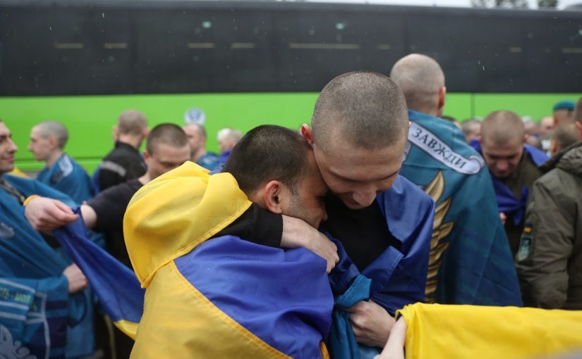 Україна повернула з російського полону військових і цивільних (фото) ➤ Prozoro.net.ua