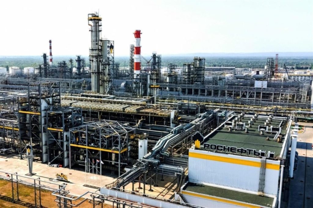 На Оренбургском газоперерабатывающем заводе РФ возник масштабный пожар: фото 7 На Оренбургском газоперерабатывающем заводе РФ возник масштабный пожар: фото