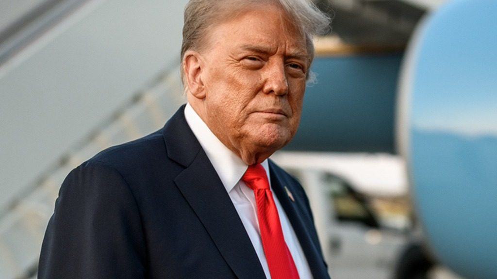 Трамп назвал причину отмены встречи с Путиным