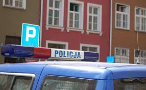 У Польщі українець відкусив шматок поліцейської машини: як його покарали