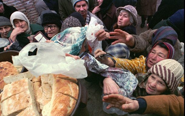 Более 80% россиян экономят на продуктах