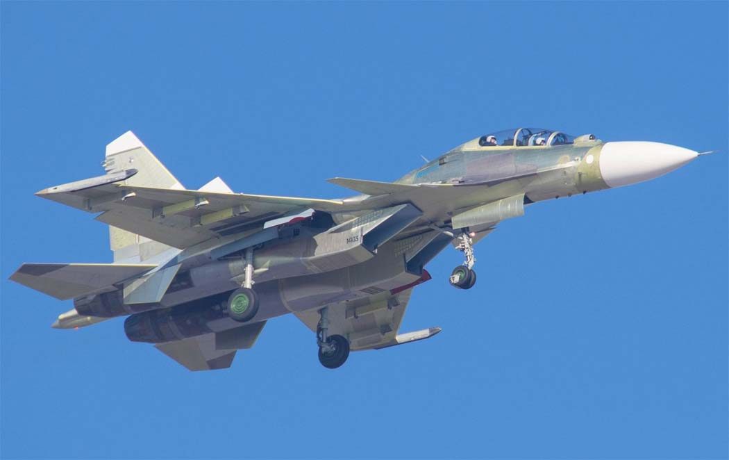 Росіяни втратили винищувач Су-30 у Криму: подробиці