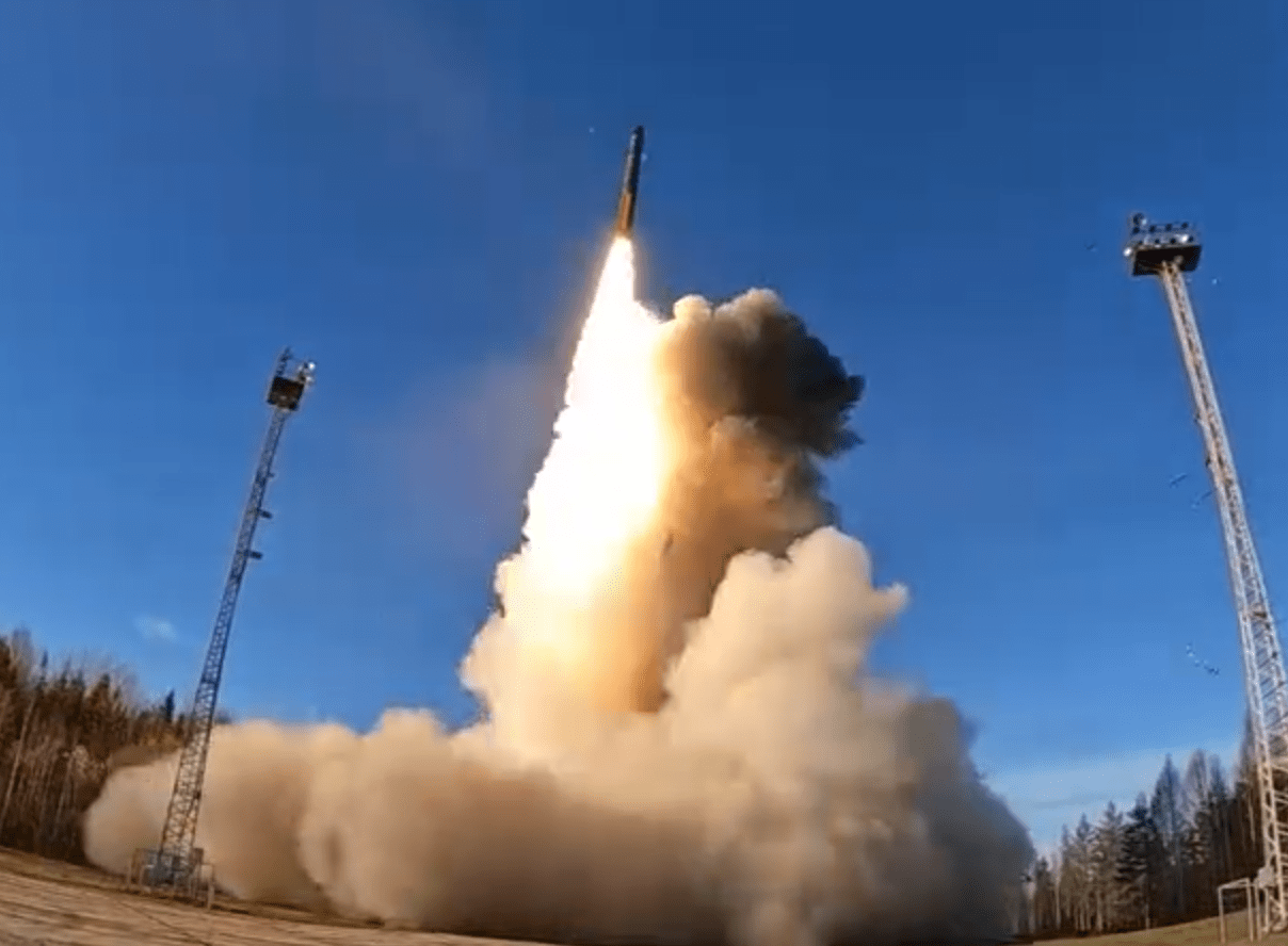 В России провели ядерные учения и запустили ракеты «Ярс» и «Синева» в сторону США ➤ Prozoro.net.ua