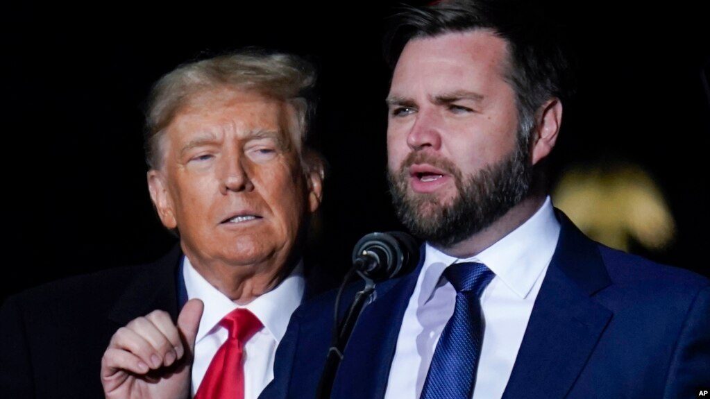 «Мирный план» Трампа по Украине вызвал раскол в его штабе — BILD