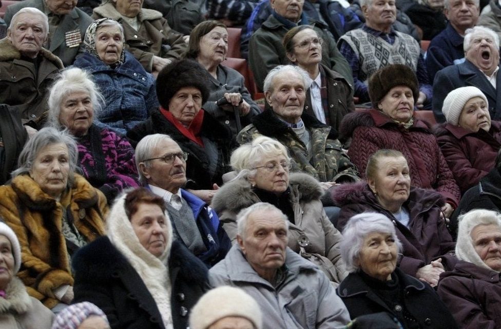 Новые правила для украинцев 60+: что изменится