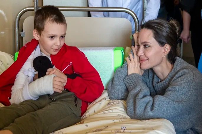 Ось що видала Анджеліна Джолі, побачивши Україну