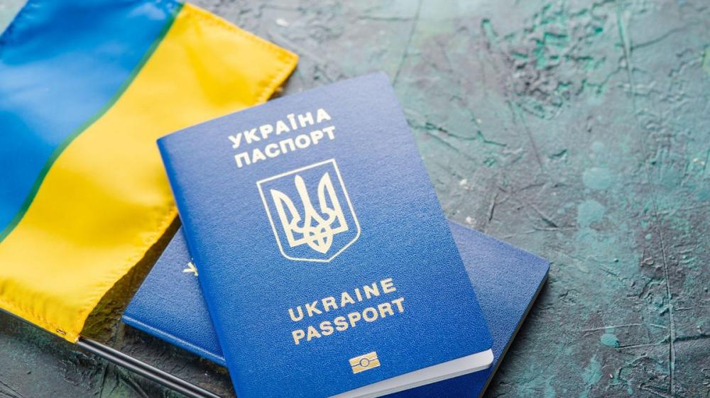 В Україні визнають недійсними певні паспорти — громадянам слід терміново їх оновити