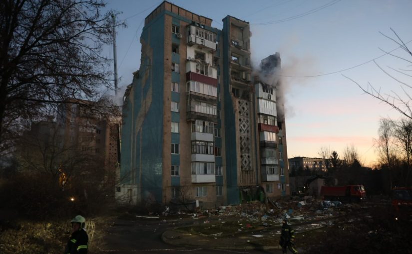 Удар по Тернополю: у якому стані 20-річний Богдан, якого врятували з-під завалів ➤ Prozoro.net.ua
