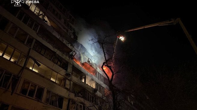 Адская ночь в столице: россия атаковала Киев, есть попадания и погибшие