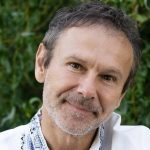 Милашки: Вакарчук впервые полностью показал своих детей (фото) ➤ Prozoro.net.ua
