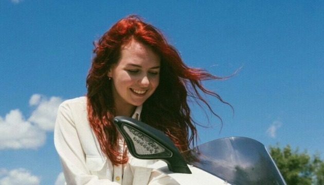 Пташка вступила до лав ЗСУ та звернулася до Зеленського