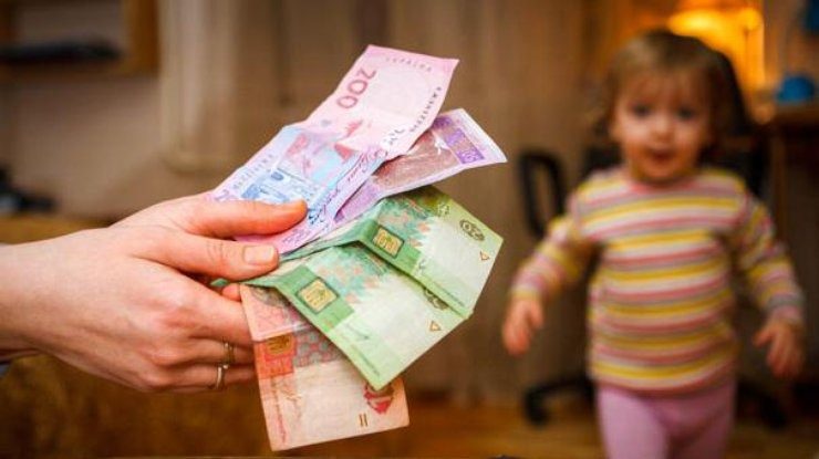 Рада приняла долгожданный закон о выплатах пособия на ребенка