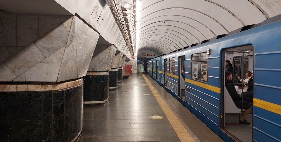 У Києві хочуть перейменувати відому станцію метро — що пропонують