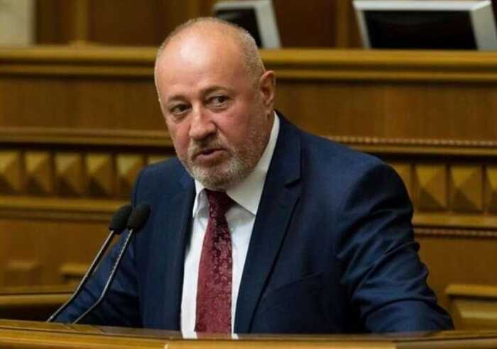 Экс-нардеп и прокурор Виктор Чумак отсудил себе пенсию в 240 тысяч и миллионную компенсацию