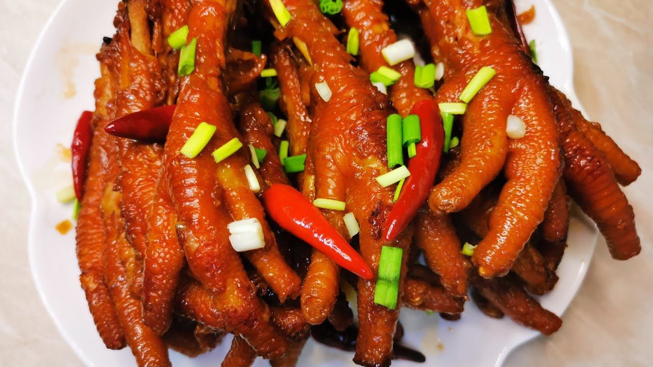 Экзотическая закуска: как приготовить куриные лапки по-тайски