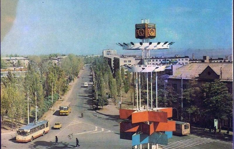 Этот город назывался в честь всесоюзного алкоголика, а сейчас оккупирован ➤ Prozoro.net.ua
