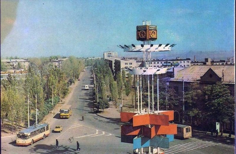 Це місто називалося на честь всесоюзного алкоголіка, а зараз окуповане ➤ Prozoro.net.ua