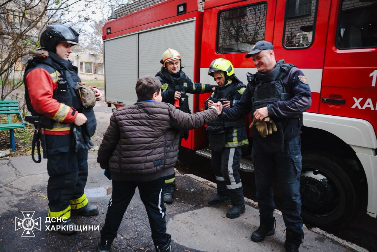 У Харкові восьмирічний хлопчик врятував себе та бабусю під час пожежі