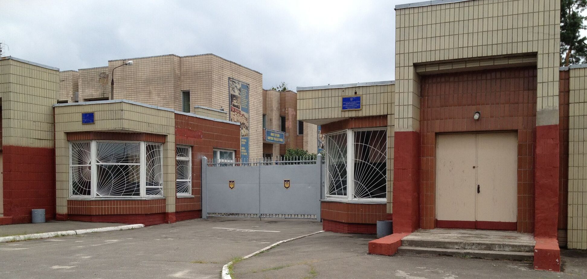 Скандал через пункт мобілізованих на ДВРЗ у Києві отримав продовження