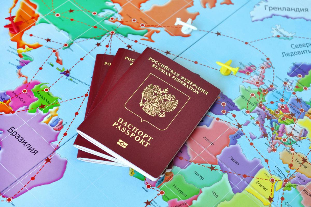 ЕС отменил шенгенские мультивизы для россиян: в РФ паника среди туристов и бизнеса