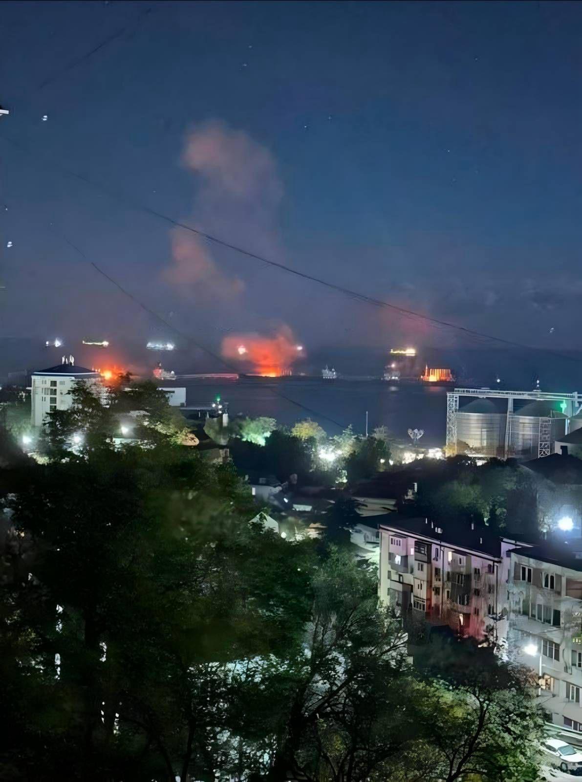 Російський порт в Туапсе зупинив експорт палива після атаки дронів