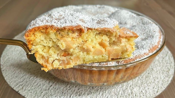 Самый простой рецепт яблочной шарлотки