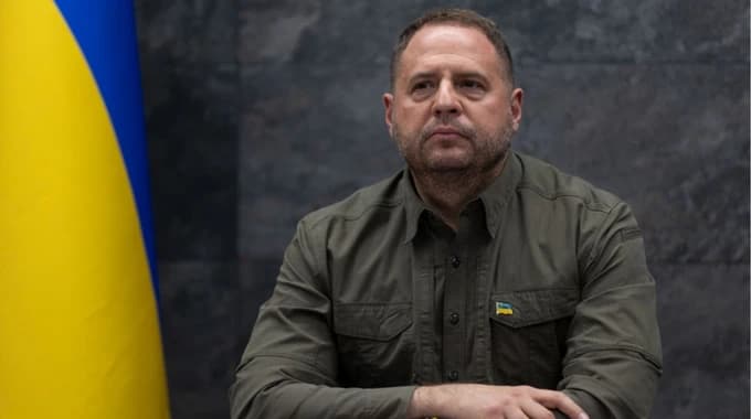Чи забороняли Єрмаку виїзд з України: ДПСУ та НАБУ відреагували на чутки