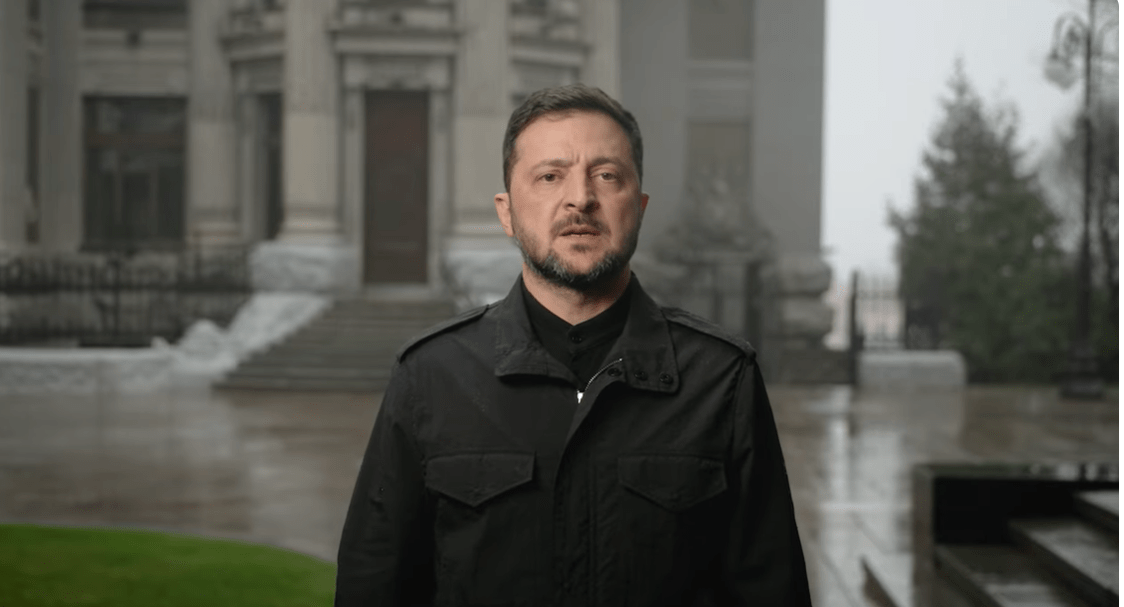 “Життя без свободи”: Зеленський виступив з важливим зверненням до українців (відео)