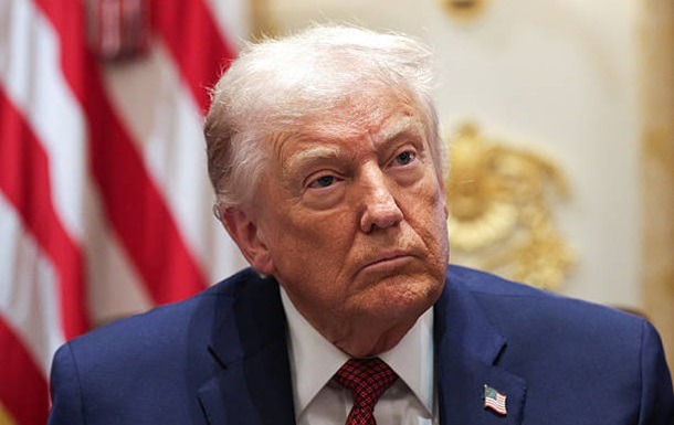 Трамп розповів про режим дня, харчування та нічні повідомлення помічникам