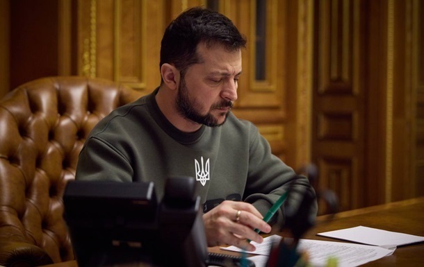 Зеленский отменил государственные стипендии для Бубки и Клочковой