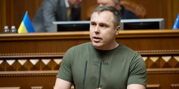 Щомісячний призов у 30 тисяч виявився замалим — нардеп вимагає рішучіших кроків