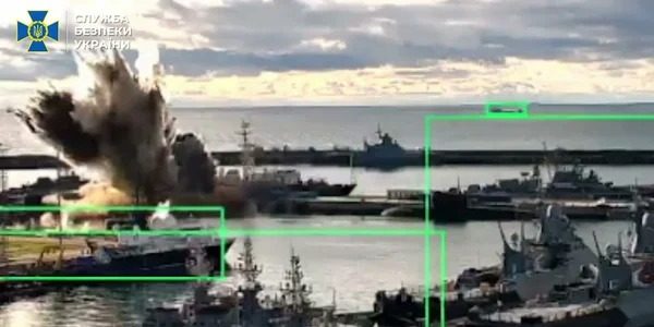 Очумела даже рыба: Плетенчук об атаке субмарины РФ в порту