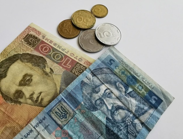Какие монеты и купюры выходят из обращения в Украине