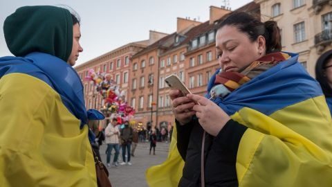 Одна з найбільших країн ЄС позбавила біженців з України житла