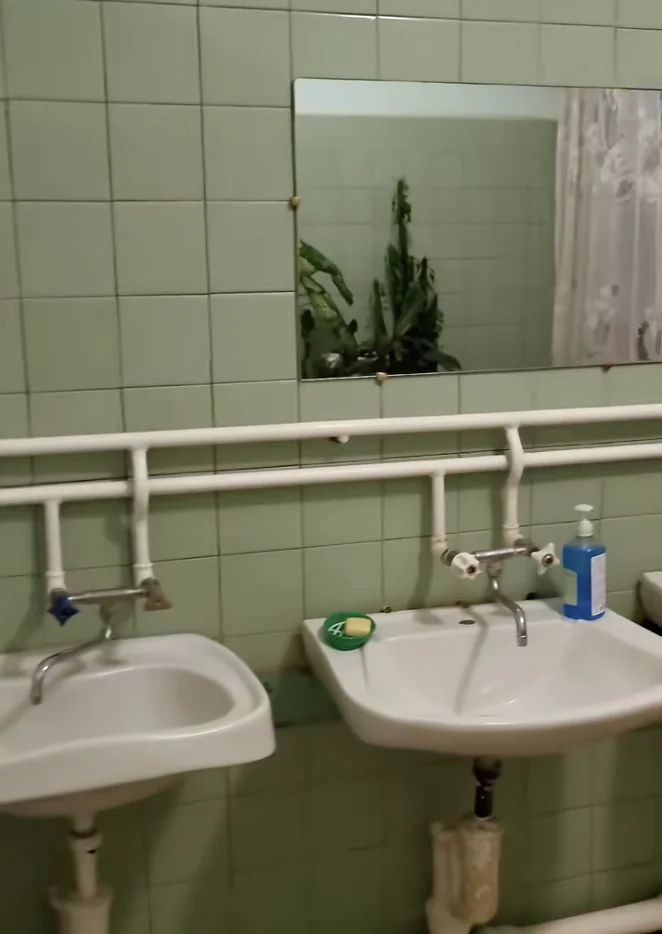 Не завжди вдома: де насправді ночують машиністи метро (відео) 3 Не завжди вдома: де насправді ночують машиністи метро (відео)