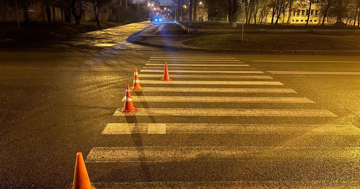 Суддя наїхала на двох дітей на пішохідному переході: фото ➤ Prozoro.net.ua