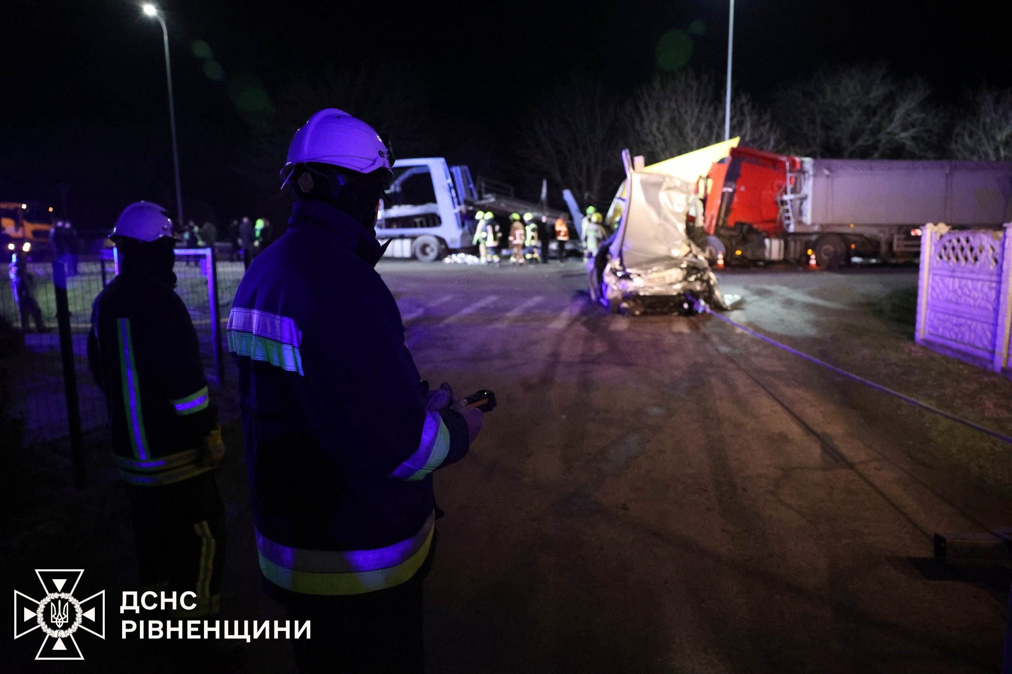 Відомий футболіст з дружиною та донькою ледь не загинув у ДТП (фото) ➤ Prozoro.net.ua