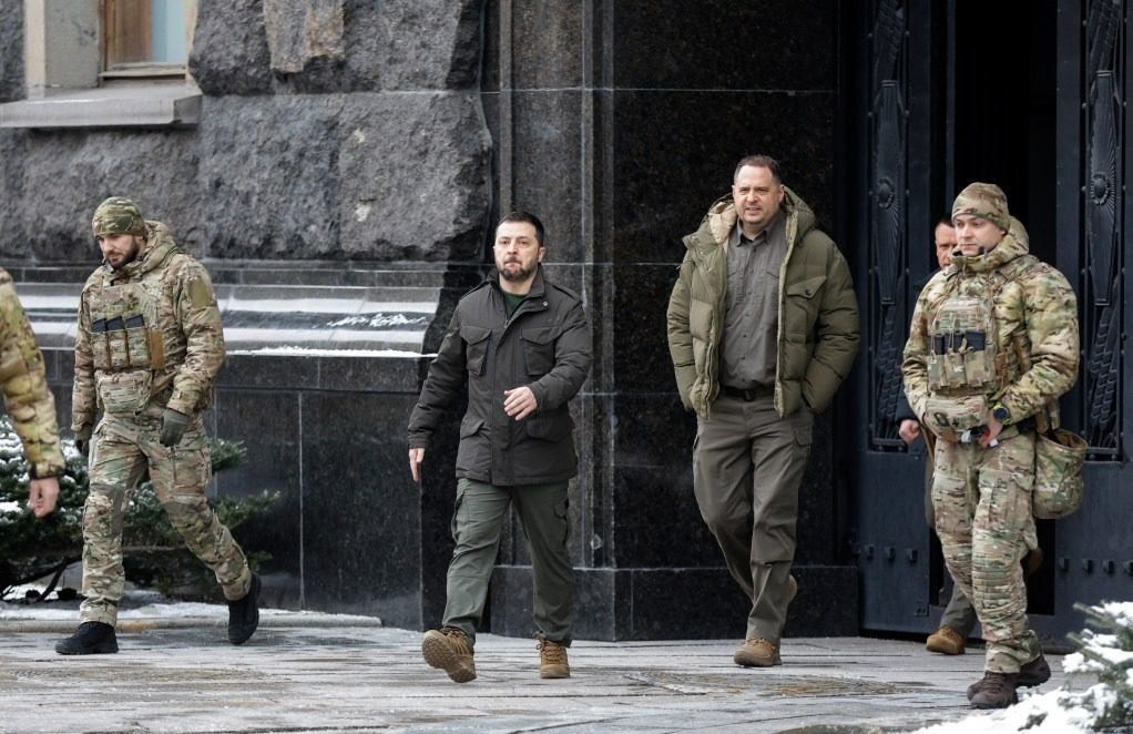 Чому Єрмак з’явився на Банковій після звільнення