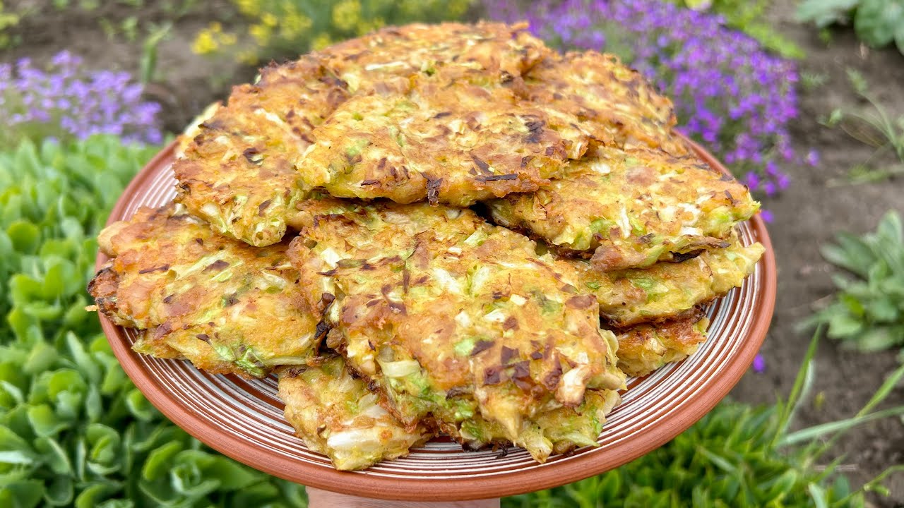 Капустные оладьи, запеченные в духовке