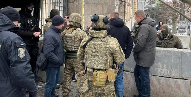 У мережі заявили про обшуки у Юзіка: що кажуть у НАБУ