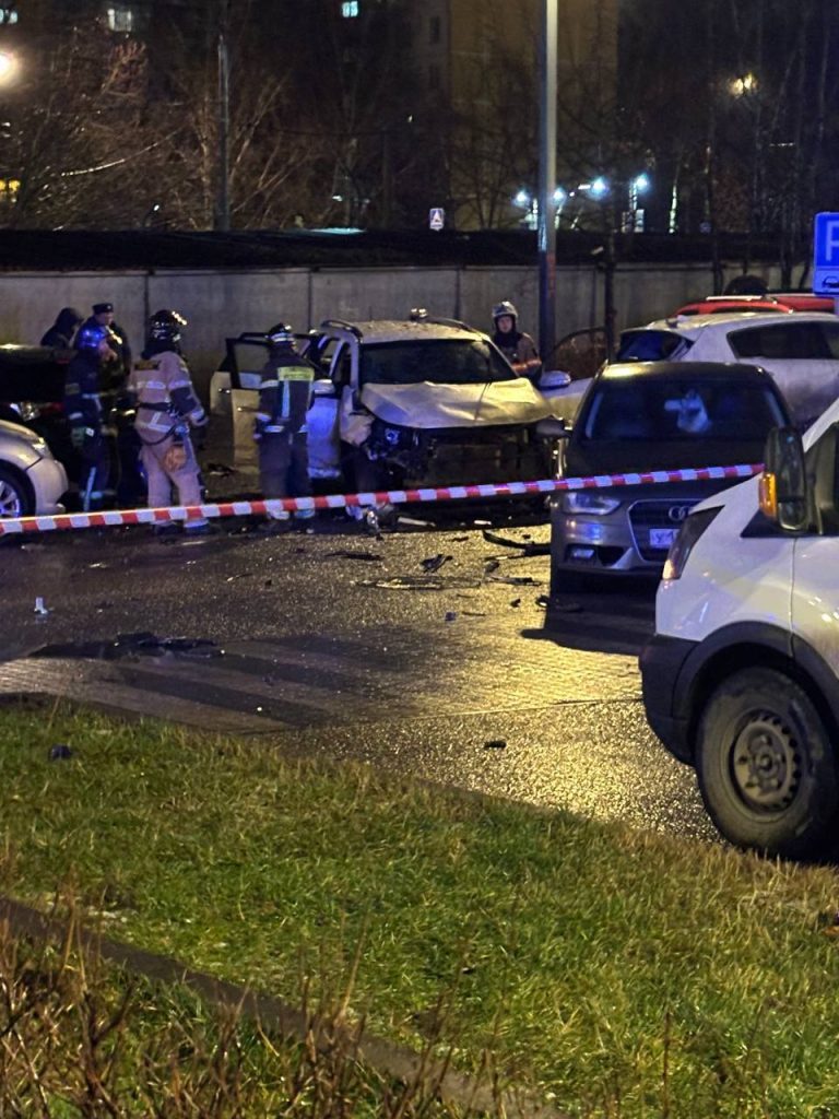 Под Москвой подорвали автомобиль с генерал-майором Сарваровым (видео, фото) 6 Под Москвой подорвали автомобиль с генерал-майором Сарваровым (видео, фото)