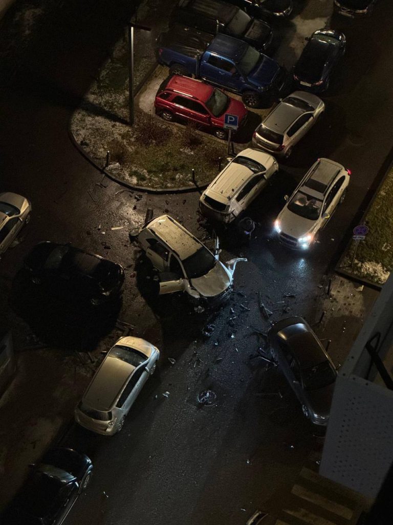 Під Москвою підірвали автівку з генерал-майором Сарваровим (відео, фото) 3 Під Москвою підірвали автівку з генерал-майором Сарваровим (відео, фото)