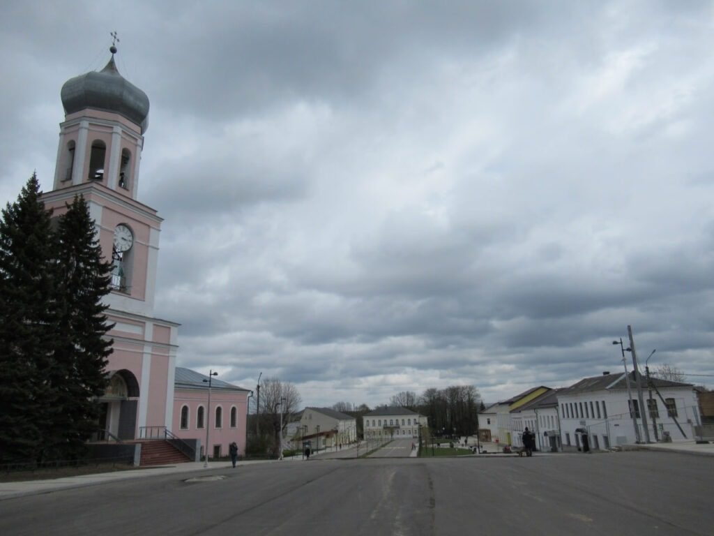 «Атака» на дачу Путіна: жителі Валдая викрили брехню Кремля