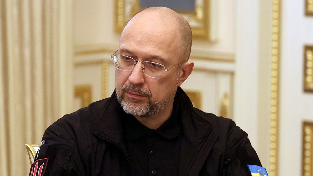 Хватит ли Украине топлива: заявление премьера Шмыгаля