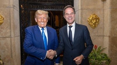 Генсек НАТО внезапно принял сторону Трампа: «Мы должны быть рады»
