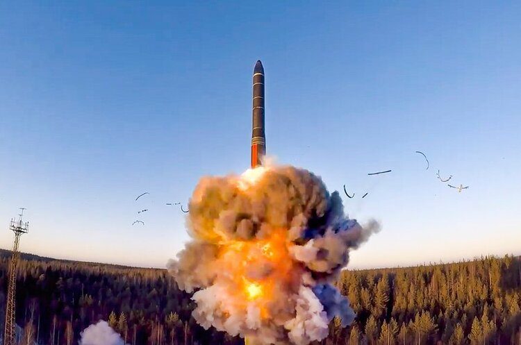 Що таке «Орешнік»: усе, що відомо про ракету після удару РФ