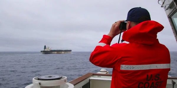 Що буде з екіпажем танкера РФ, за який заступився Лавров: різка відповідь США