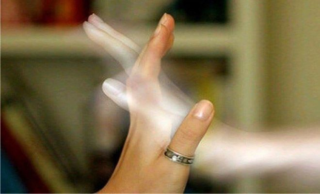 Які знаки вказують на те, що душа померлої людини зараз поруч із вами